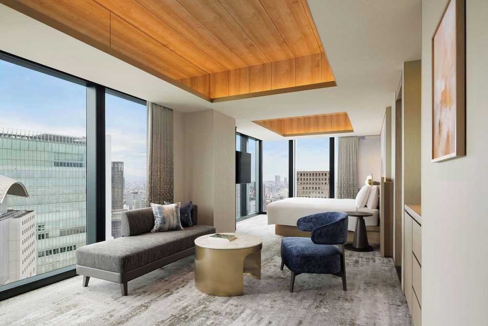 シーニック コーナー キング キングベッド 1 台 禁煙 客室3 | 大阪ステーションホテル オートグラフ コレクション