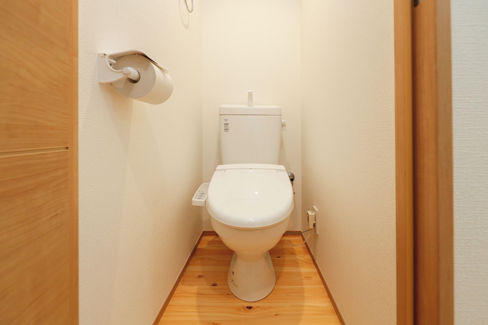 2F/2名収容 シングルサイズ 禁煙 客室の設備とサービス1 | 中野ファイブ by Tranova