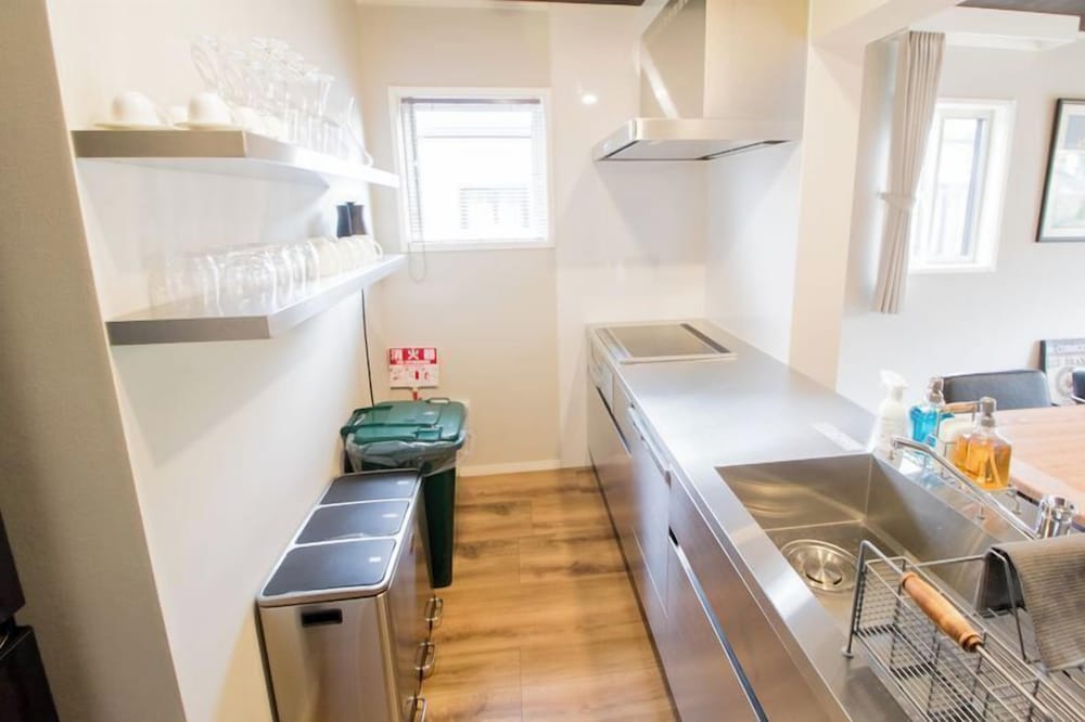 B棟 禁煙 専用キッチン1 | LOCALINO STAY AOSHIMA