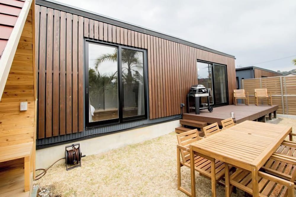 B棟 禁煙 テラス / パティオ2 | LOCALINO STAY AOSHIMA