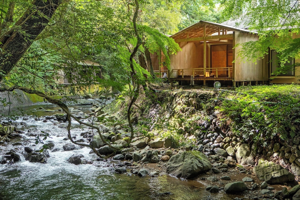 メインイメージ | 河津七滝　渓流温泉茶寮　水鞠-MIZUMARI-（旧：旬彩つりばし）