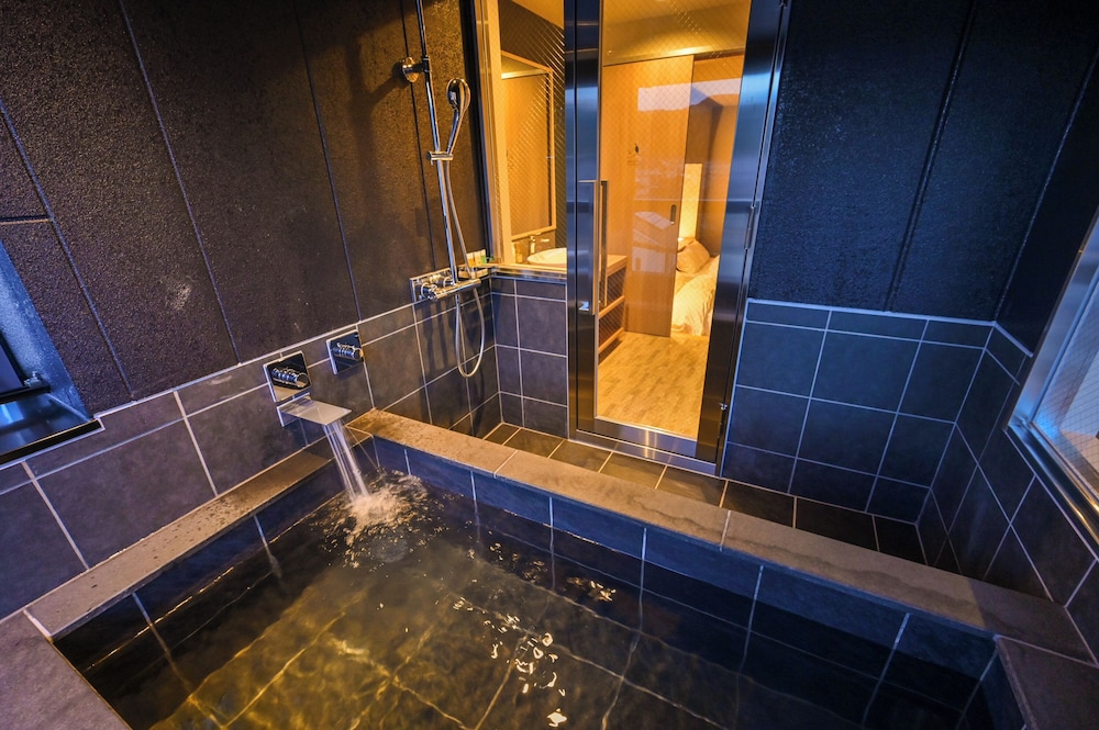 プレミアム ツインルーム バスルーム0 | 嬉野温泉 宿屋うちろじ本通り