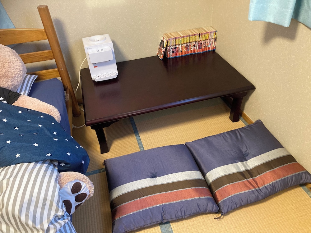 ベーシック ダブルまたはツインルーム 客室5 | やまおう宿&カフェ