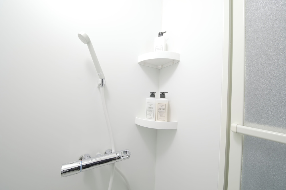 4 人部屋 禁煙 キッチン (501) バスルーム1 | マンションカトレア