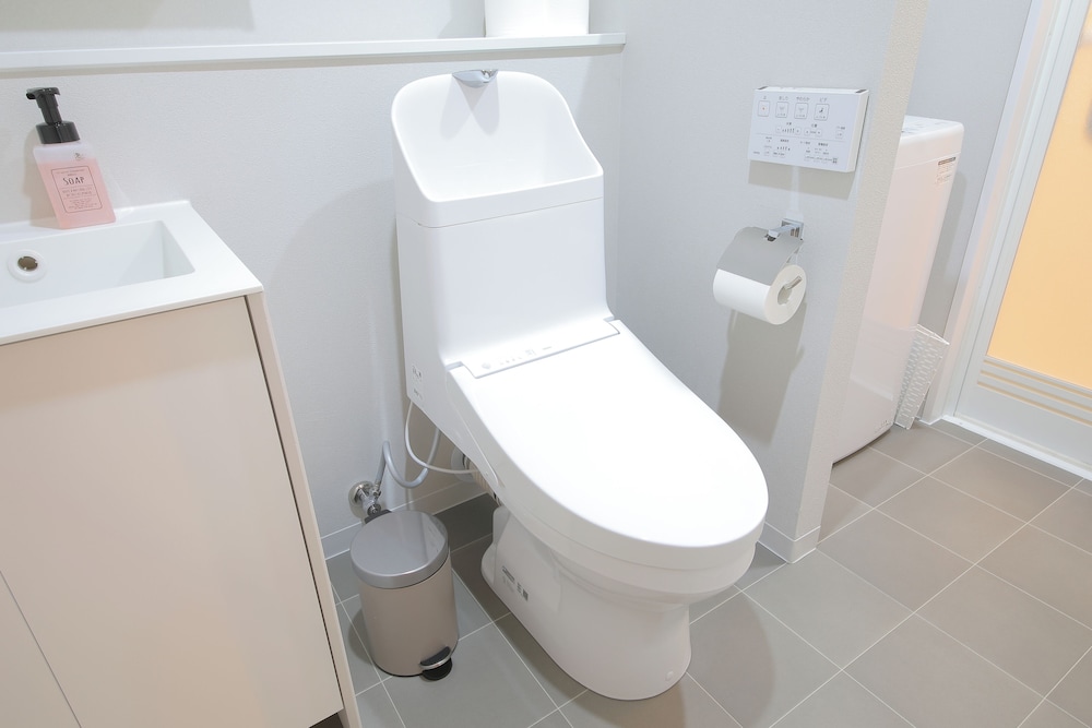 4 人部屋 禁煙 キッチン (305) バスルーム2 | マンションカトレア