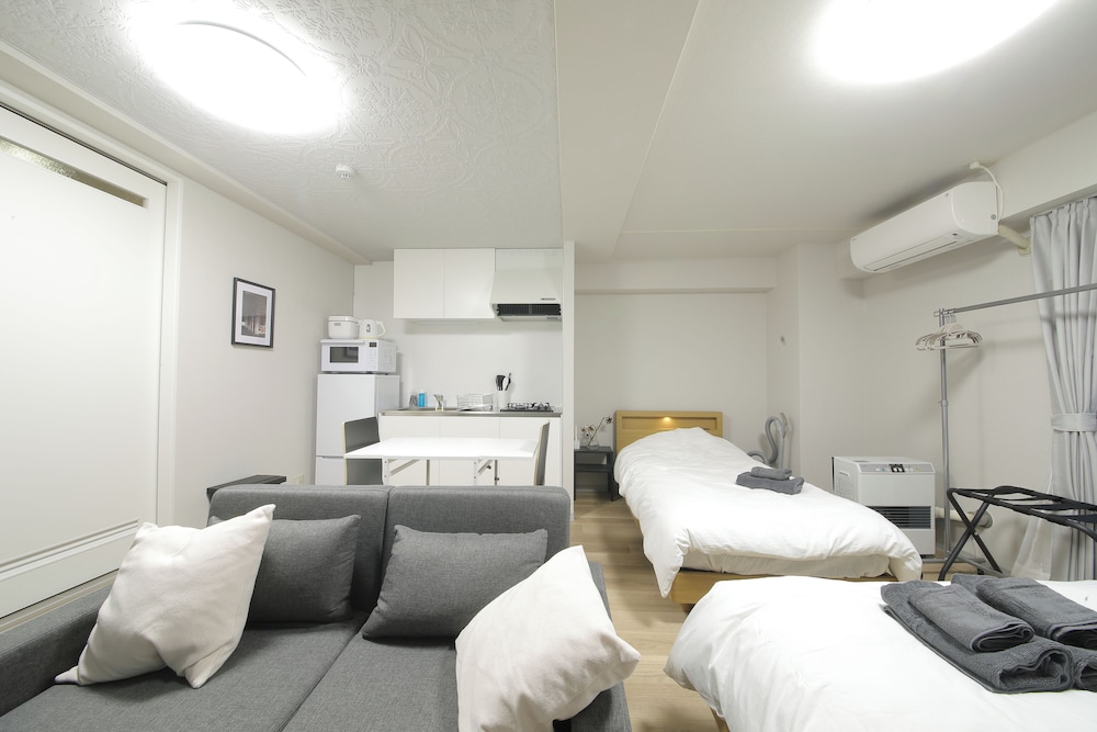 4 人部屋 禁煙 キッチン (203) 客室13 | マンションカトレア