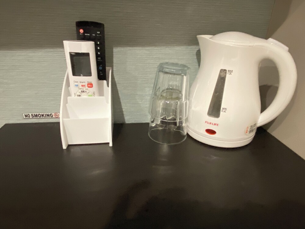 クラシック ツインルーム シングルベッド 2 台 禁煙 専用バスルーム 客室11 | My Home Inn Sennan Onosato
