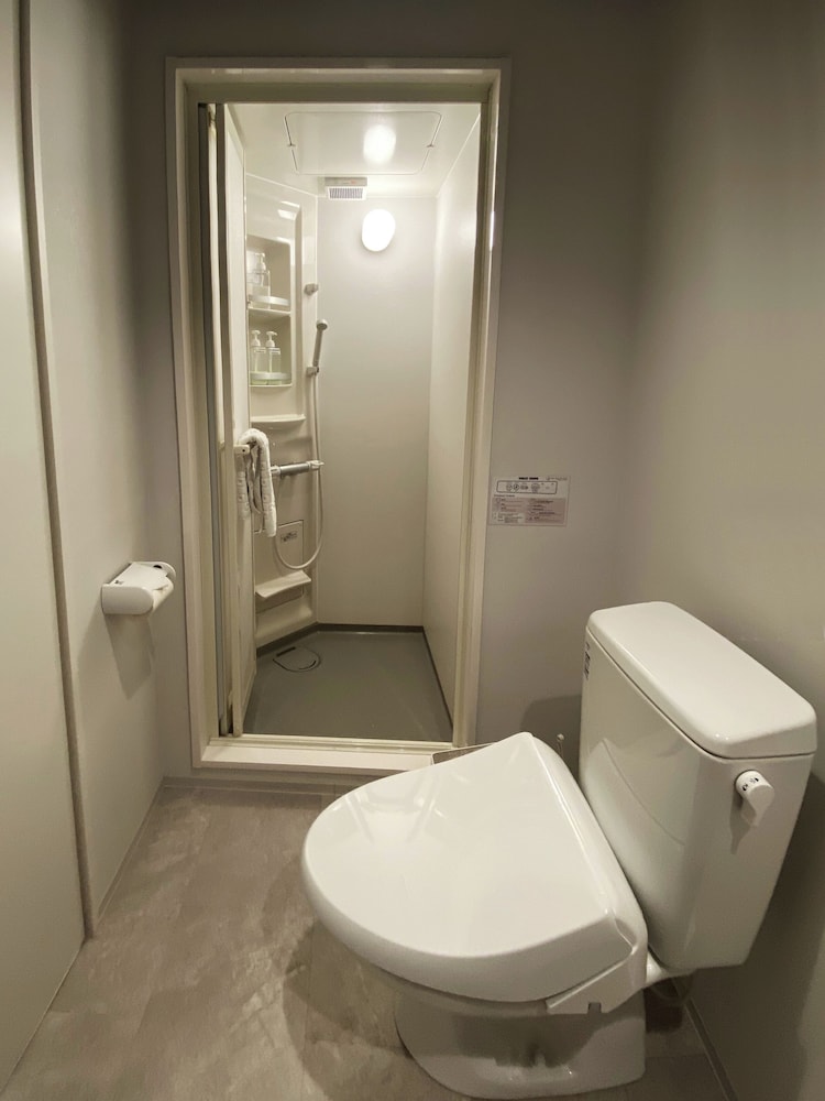 クラシック ダブルルーム ダブルベッド 1 台 禁煙 専用バスルーム バスルーム6 | My Home Inn Sennan Onosato