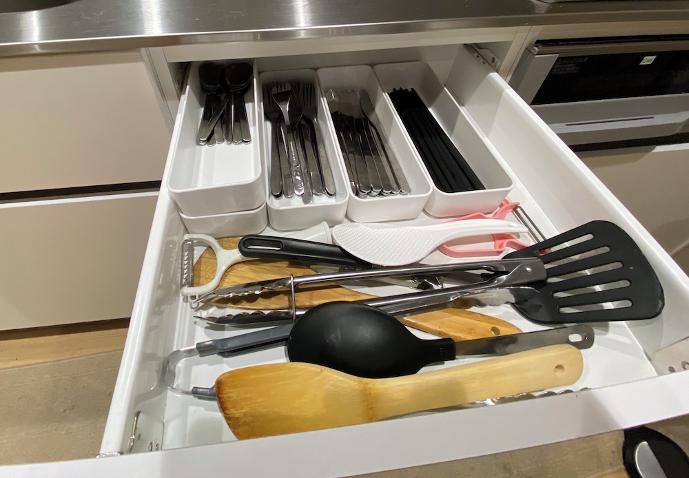 スーペリア ツインルーム シングルベッド 2 台 禁煙 専用バスルーム 共用キッチン設備3 | My Home Inn Sennan Onosato