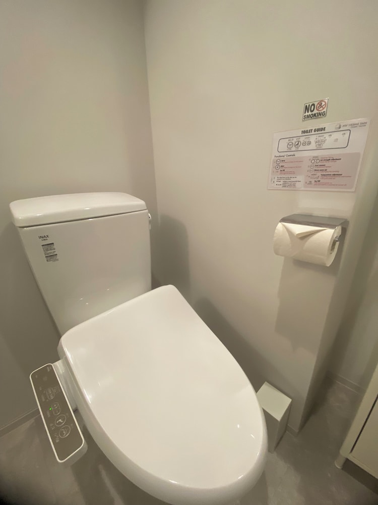 クラシック ツインルーム シングルベッド 2 台 禁煙 専用バスルーム バスルーム5 | My Home Inn Sennan Onosato