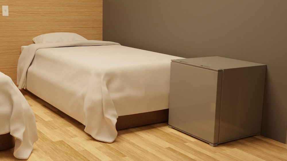 クラシック ツインルーム シングルベッド 2 台 禁煙 専用バスルーム 客室3 | My Home Inn Sennan Onosato