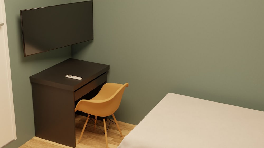 クラシック ツインルーム シングルベッド 2 台 禁煙 専用バスルーム 客室4 | My Home Inn Sennan Onosato