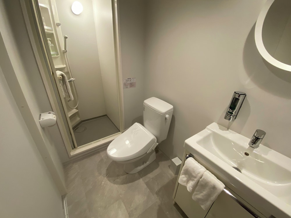 クラシック ダブルルーム ダブルベッド 1 台 禁煙 専用バスルーム バスルーム7 | My Home Inn Sennan Onosato