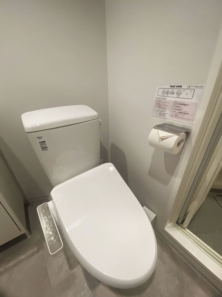 スーペリア ツインルーム シングルベッド 2 台 禁煙 専用バスルーム バスルーム8 | My Home Inn Sennan Onosato