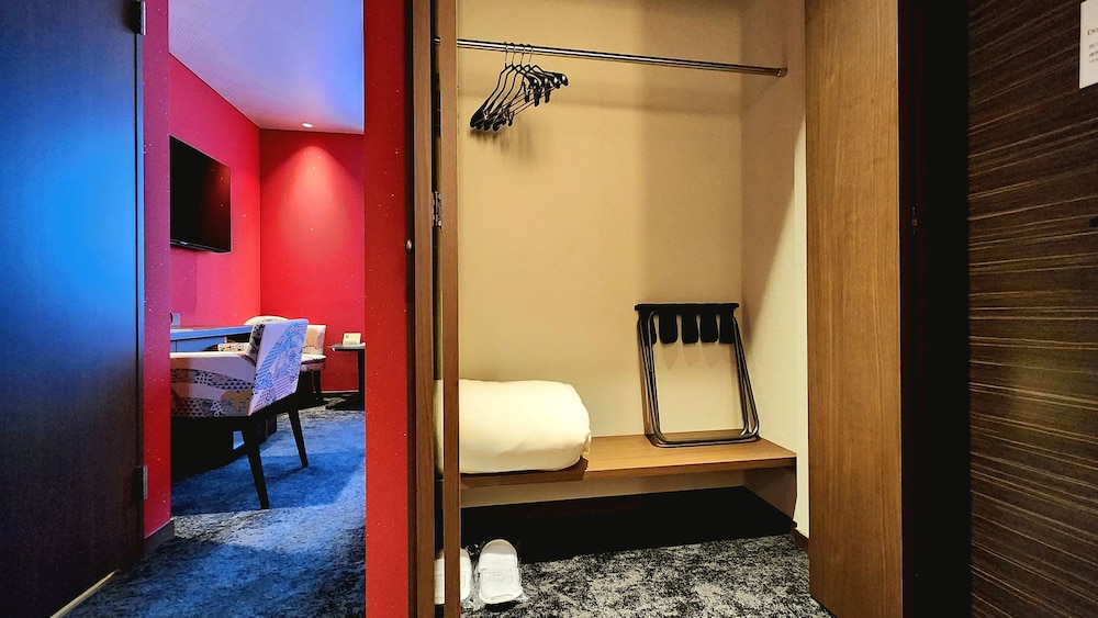 スタンダード ダブルルーム 客室13 | HOTELらしく金沢