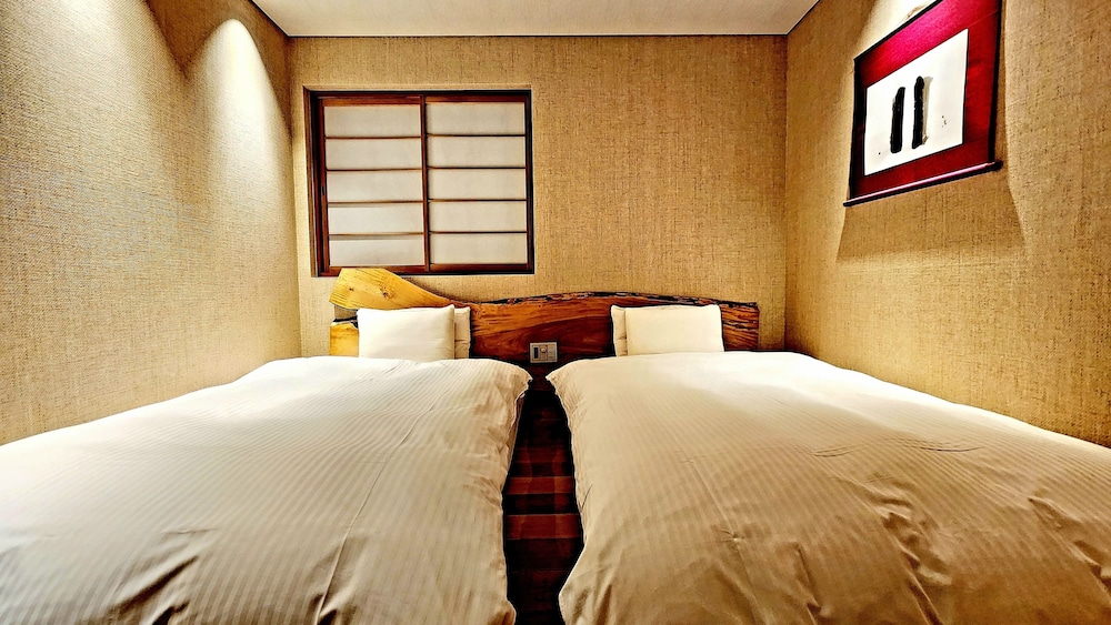 スーペリア ツインルーム 客室20 | HOTELらしく金沢
