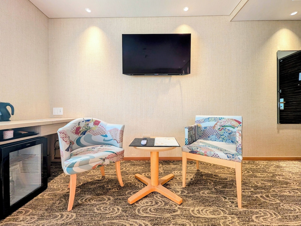 スーペリア ツインルーム 客室14 | HOTELらしく金沢