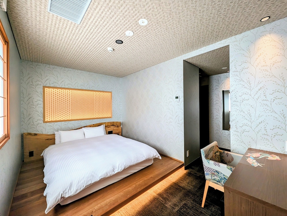 スタンダード ダブルルーム 客室5 | HOTELらしく金沢