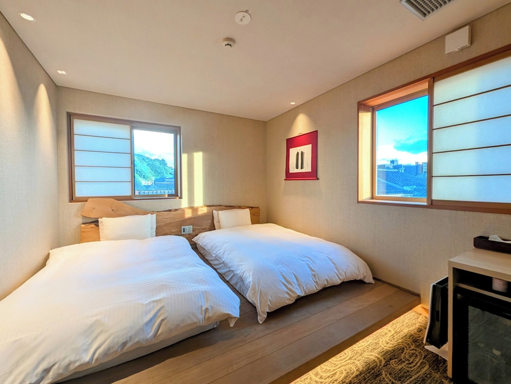 スーペリア ツインルーム 客室16 | HOTELらしく金沢