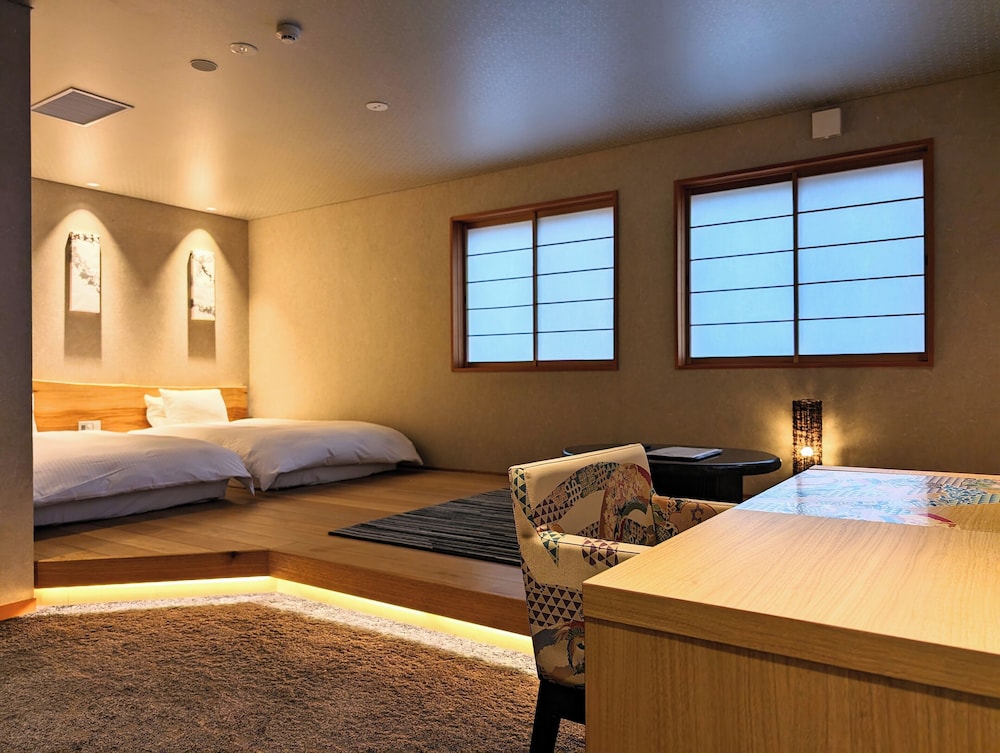 スーペリア スイート 客室4 | HOTELらしく金沢