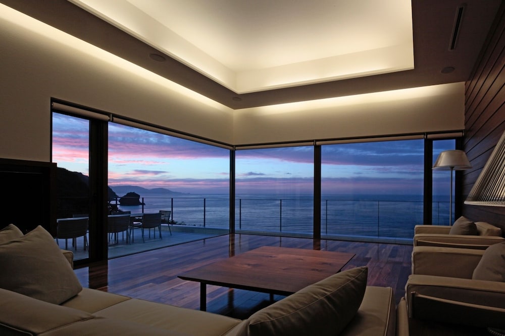 ベーシック ヴィラ リビング エリア4 | ヴィラ オーキッド