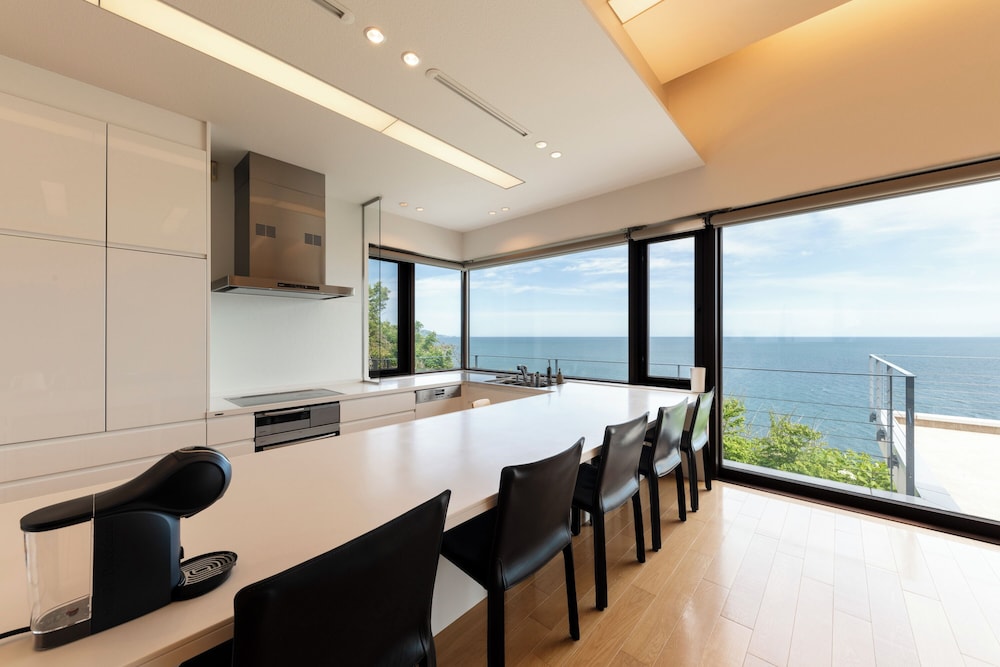 ベーシック ヴィラ リビング エリア13 | ヴィラ オーキッド