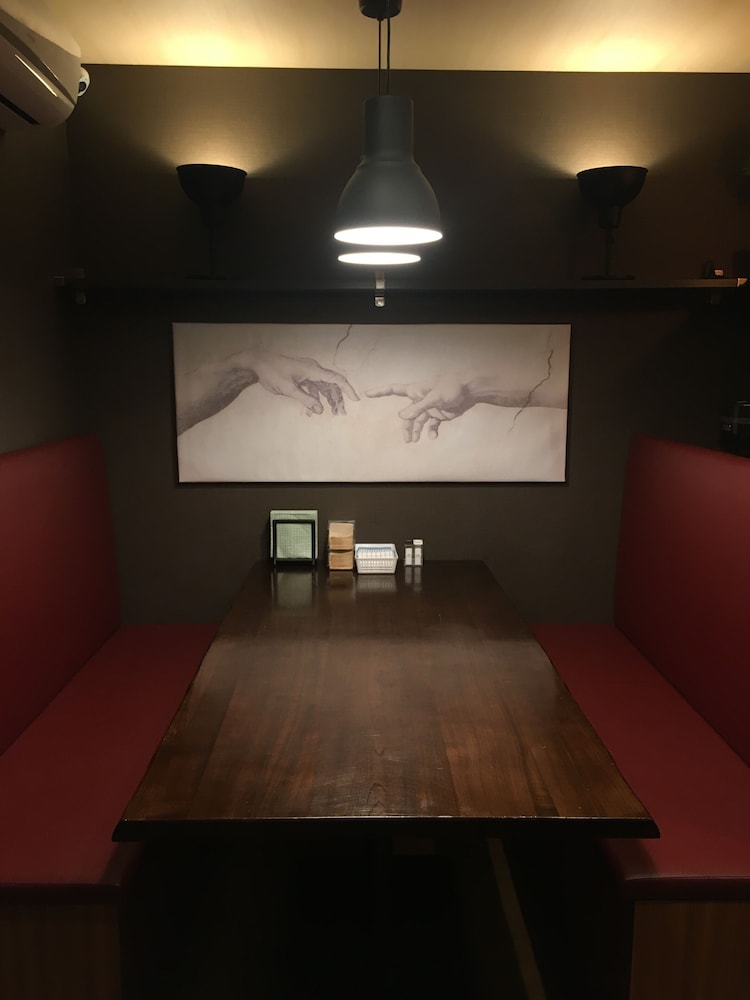 スーペリア ルーム 布団 禁煙 専用バスルーム 共用キッチン15 | My Home Inn Izumisano