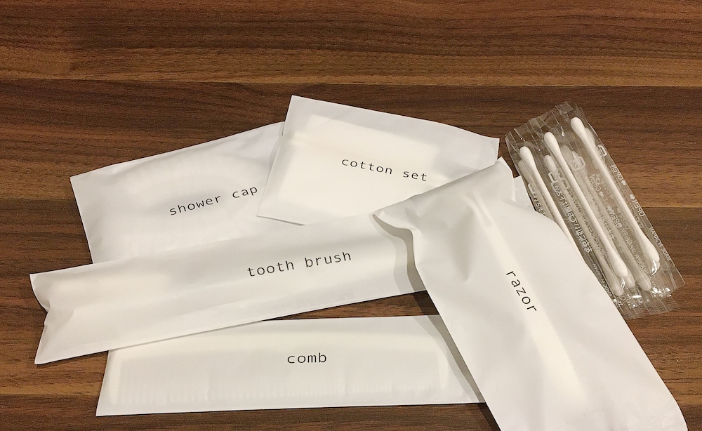 スーペリア ルーム 布団 禁煙 専用バスルーム バスルームの設備1 | My Home Inn Izumisano