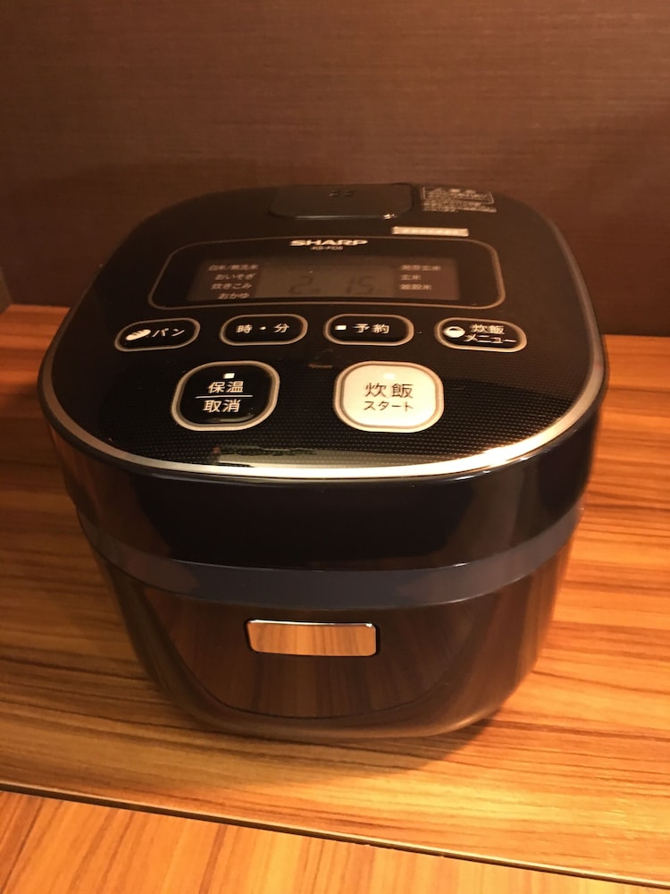 スーペリア ルーム 布団 禁煙 専用バスルーム 共用キッチン設備6 | My Home Inn Izumisano