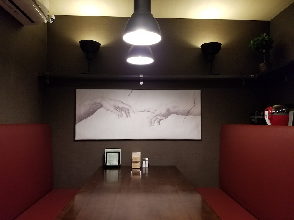 スーペリア ルーム 布団 禁煙 専用バスルーム 共用キッチン5 | My Home Inn Izumisano