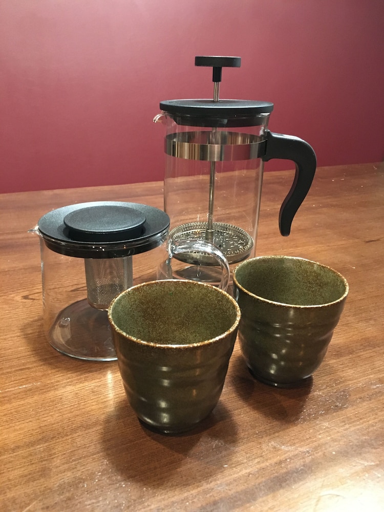 スーペリア ルーム 布団 禁煙 専用バスルーム 共用キッチン設備4 | My Home Inn Izumisano