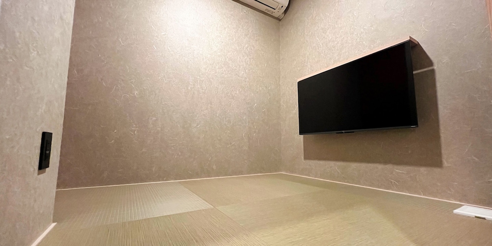 【独楽】コンパクトな個室サウナ付和室 禁煙 | FUMAI SAUNA&INN