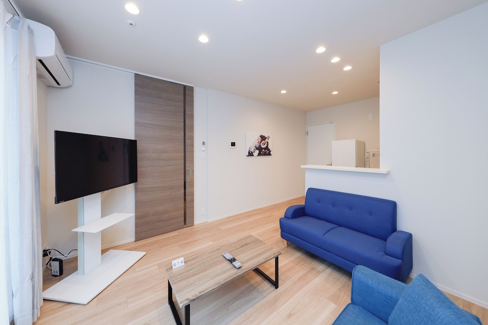 201, 301/3名収容 禁煙 リビング エリア0 | La Terrasse 東駒形 by Tranova