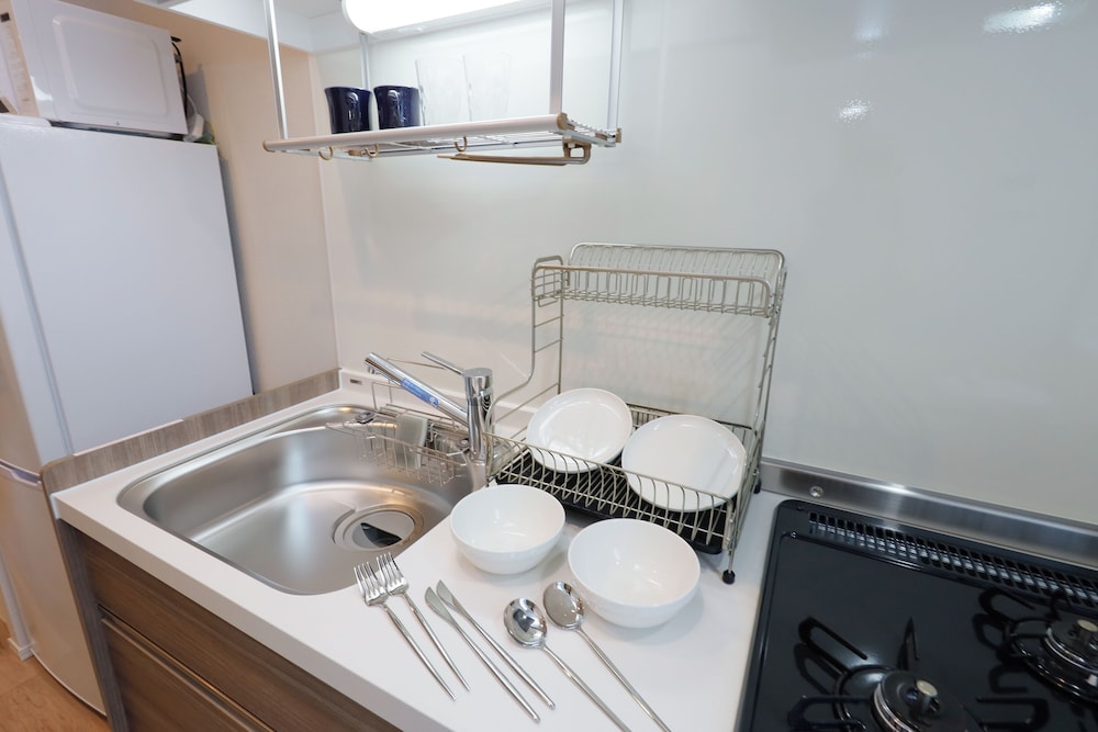 401/2名収容 禁煙 専用キッチン1 | La Terrasse 東駒形 by Tranova