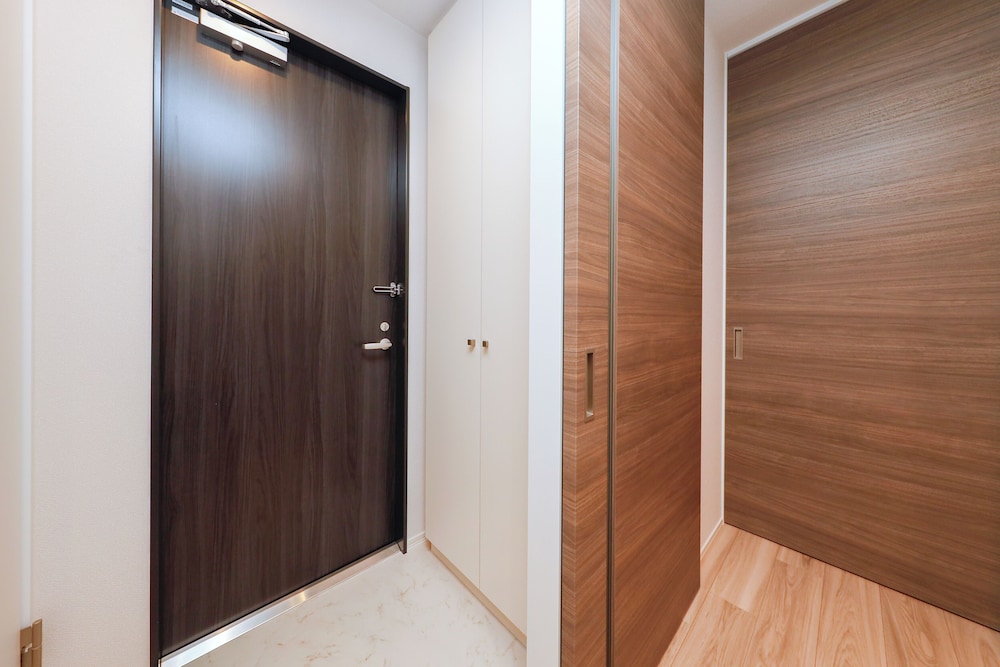 202, 302/4名収容 禁煙 客室の設備とサービス0 | La Terrasse 東駒形 by Tranova