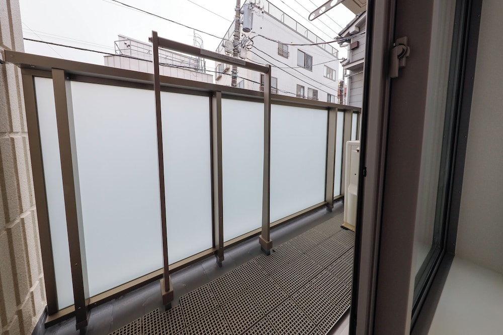 202, 302/4名収容 禁煙 テラス / パティオ0 | La Terrasse 東駒形 by Tranova