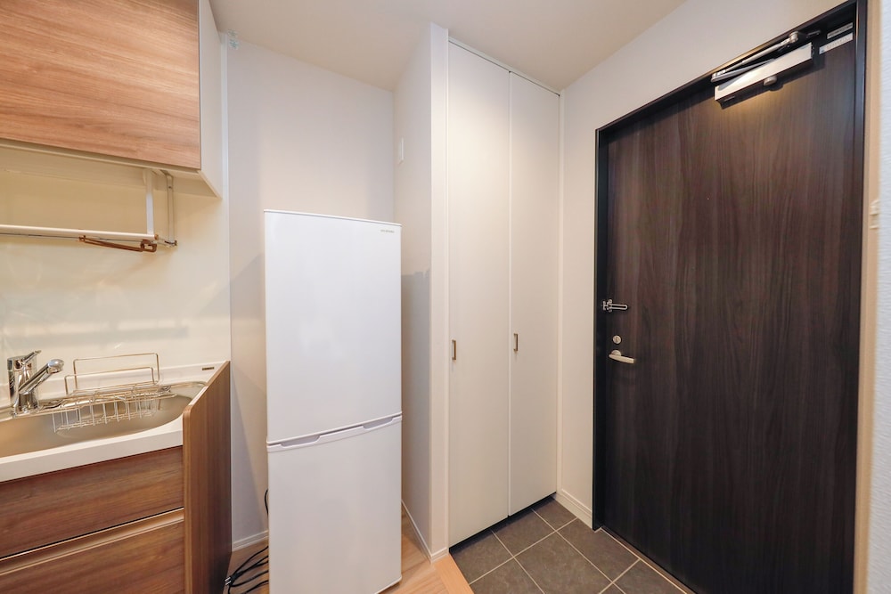 101/3名収容 禁煙 客室の設備とサービス2 | La Terrasse 東駒形 by Tranova