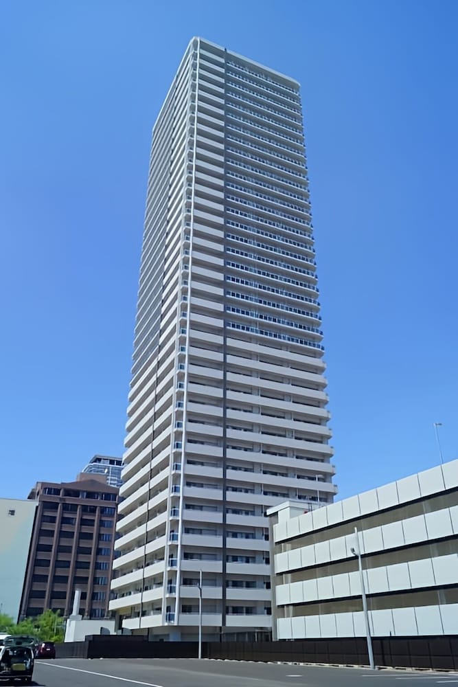 施設の正面1 | Namba Luxury Mansion 施設の正面1 | Namba Luxury Mansion