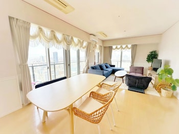 Namba Luxury Mansion