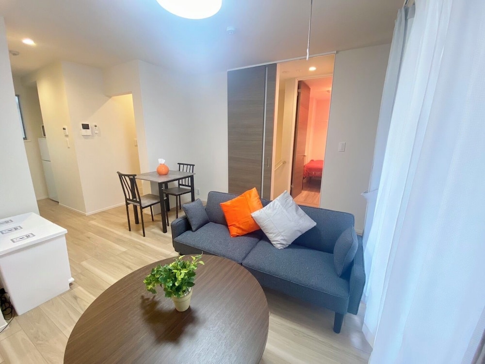 202 (3p) リビング エリア12 | Everynet Shinjuku by Tranova