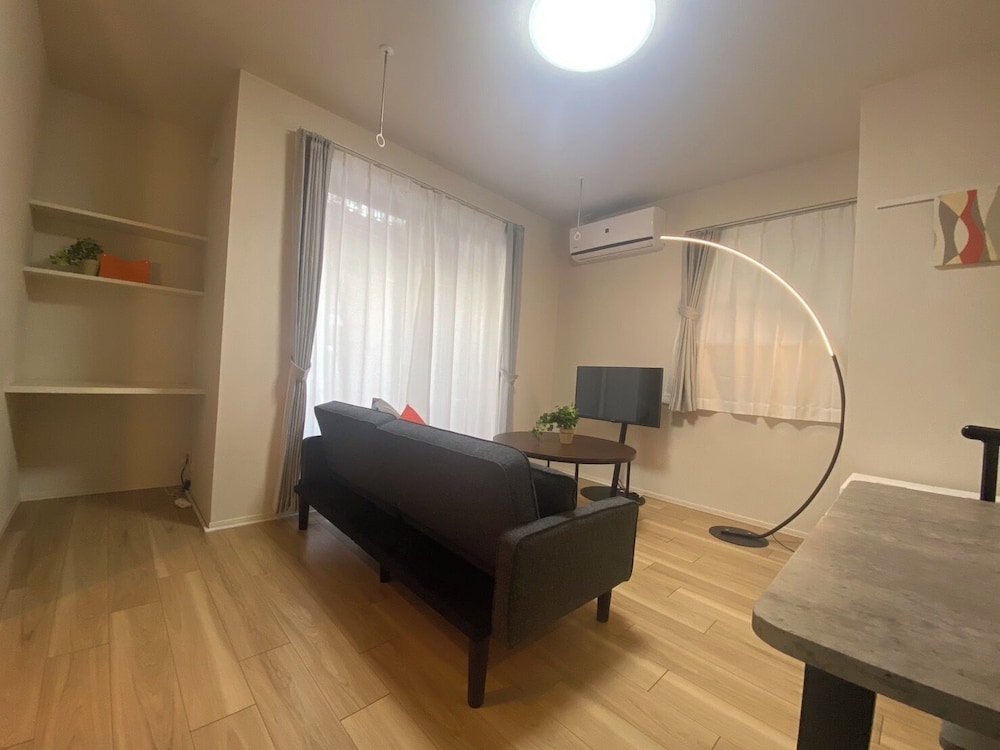 202 (3p) リビング エリア7 | Everynet Shinjuku by Tranova