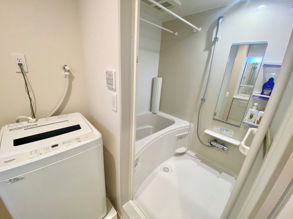 202 (3p) バスルーム3 | Everynet Shinjuku by Tranova