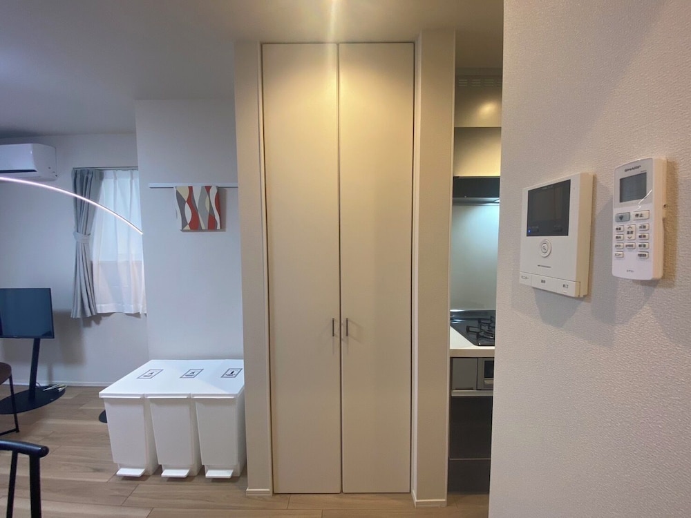 202 (3p) リビング エリア3 | Everynet Shinjuku by Tranova