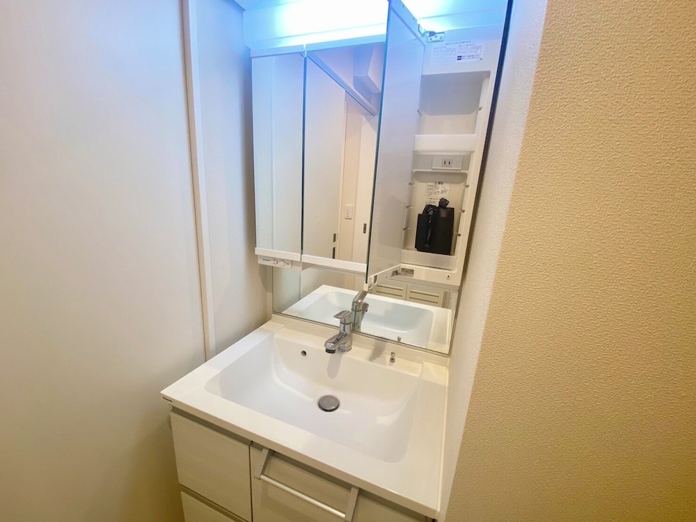 202 (3p) バスルーム2 | Everynet Shinjuku by Tranova