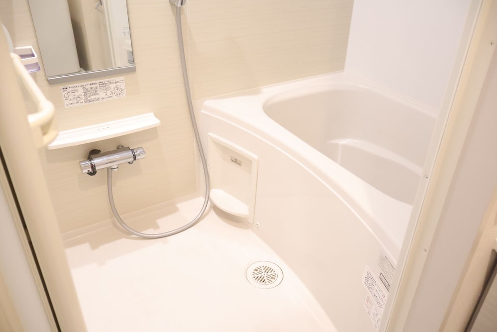 A301.402 バスルーム1 | Everynet Shinjuku by Tranova