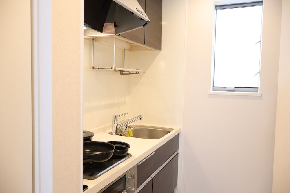 B303.403 専用キッチン0 | Everynet Shinjuku by Tranova