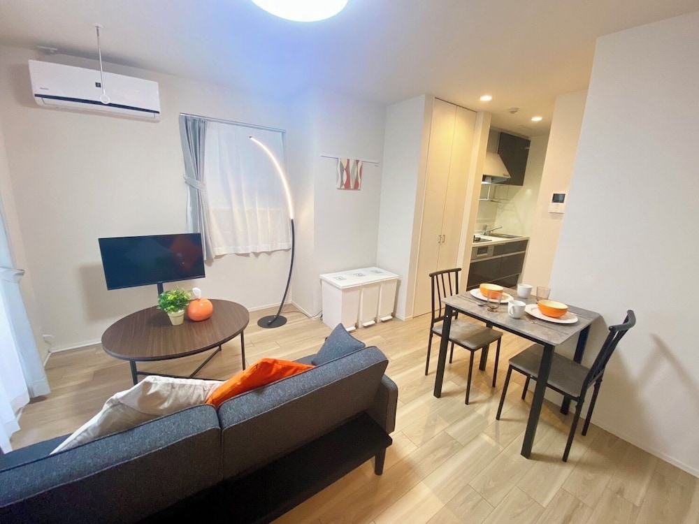 202 (3p) リビング エリア4 | Everynet Shinjuku by Tranova