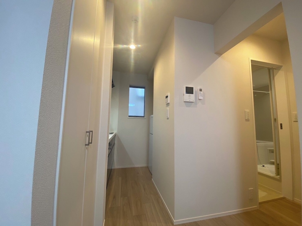 202 (3p) リビング エリア0 | Everynet Shinjuku by Tranova