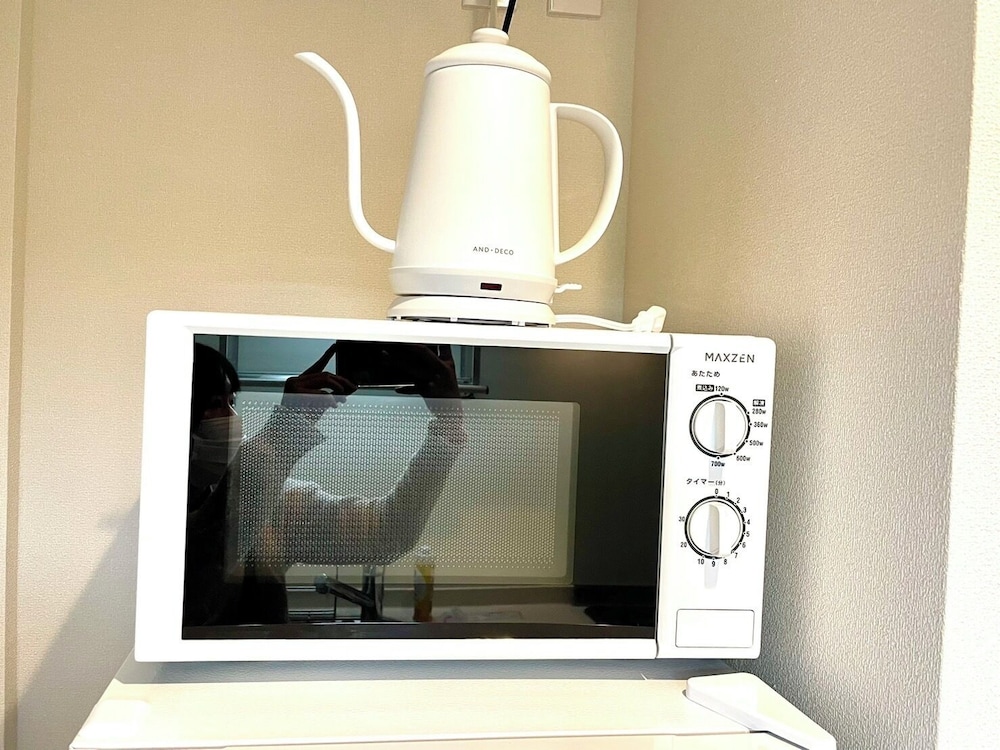 102 電子レンジ0 | Everynet Shinjuku by Tranova