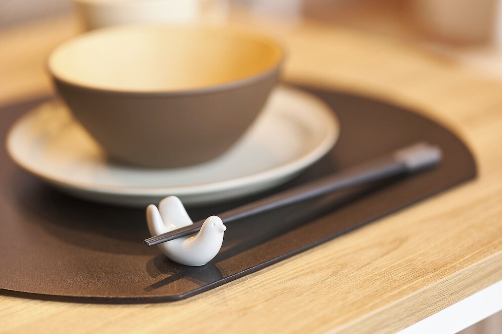 3F/3名収容 禁煙 専用キッチン3 | 旅館「禅」阿佐ヶ谷 by Tranova